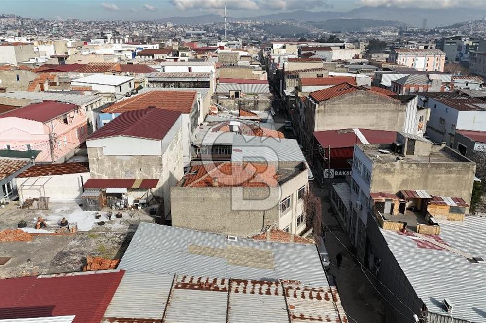İzmir, Karabağlar Sanayi de Satılık Komple Bina