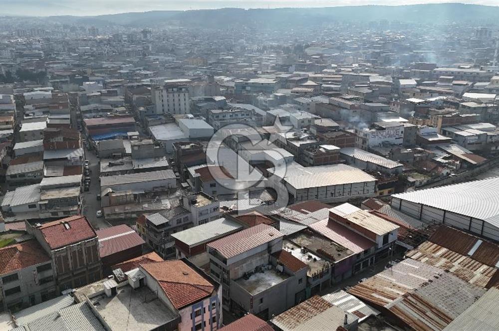 İzmir, Karabağlar Sanayi de Satılık Komple Bina