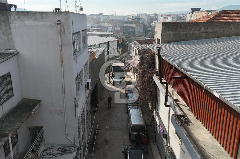 İzmir, Karabağlar Sanayi de Satılık Komple Bina