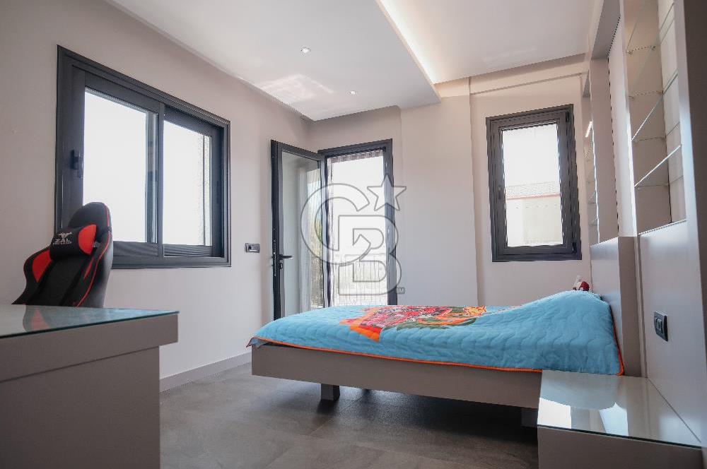 Bahçelievler Mh. Satılık 450m² Ultra Lüks 8+2 Villa