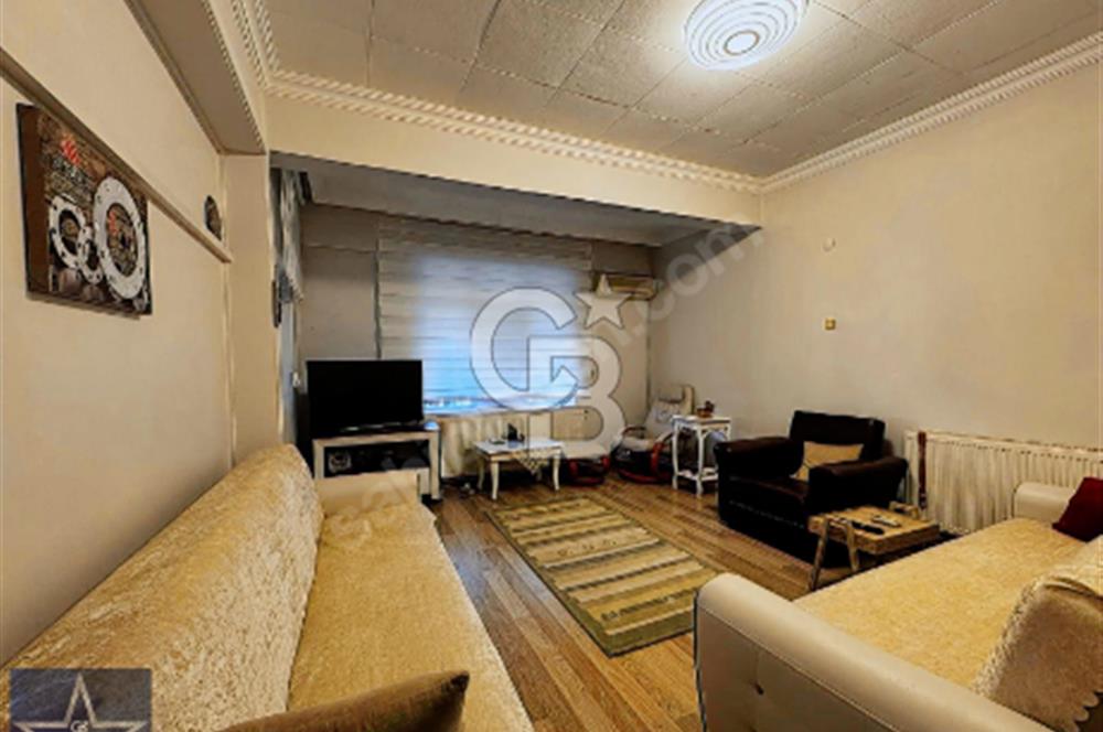 ŞEHRİN GÜZEL KONUMDA NEZİH 2 KATLI SATILIK BİNA