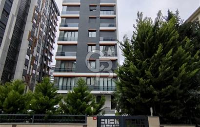 ERENKÖY ETHEM EFENDİ CAD.1 PARALEL 4+1 140 M2 GENÇ BİNA ÇOK ŞIK