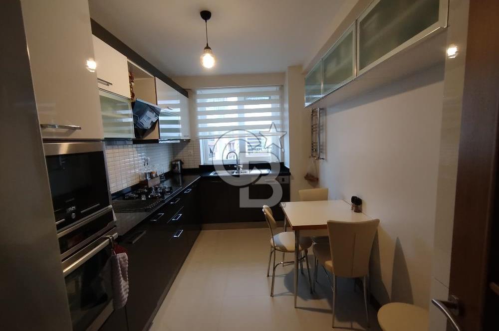 ERENKÖY ETHEM EFENDİ CAD.1 PARALEL 4+1 140 M2 GENÇ BİNA ÇOK ŞIK