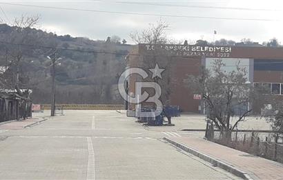 LAPSEKİ PAZAR YERİ YANINDA OKUL KARŞISI SATILIK İŞYERİ 