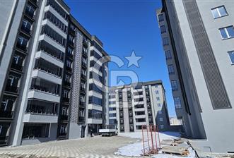 https://www.sahibinden.com/ilan/emlak-konut-satilik-cb-ata-dan-erzurum-yildizkent-deniz-sitesi-satilik-4-plus1-lux-daire-1230011411/detay/