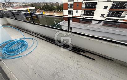 KARTEPE FSM DE MERKEZİ KONUMDA 4+1 GENİŞ SIFIR ÇATI DUBLEKS