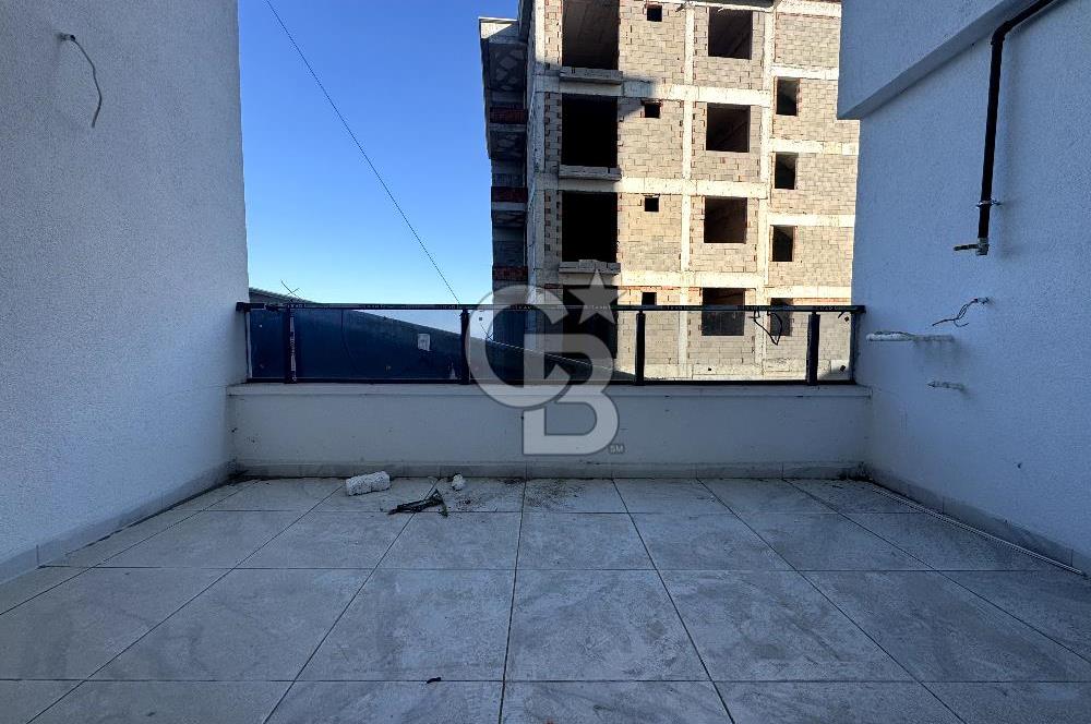 Tramvaya Yürüme Mesafesinde Sıfır Loft 1+1 Daire