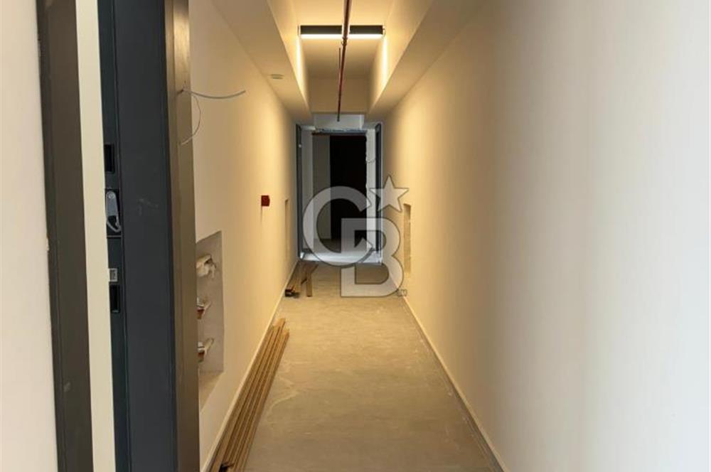ATAŞEHİR GAYDA VERA SİTESİ HAVUZ&PEYZAJ CEPHE, SATILIK 1+1 DAİRE