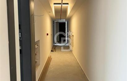 ATAŞEHİR GAYDA VERA SİTESİ HAVUZ&PEYZAJ CEPHE, SATILIK 1+1 DAİRE
