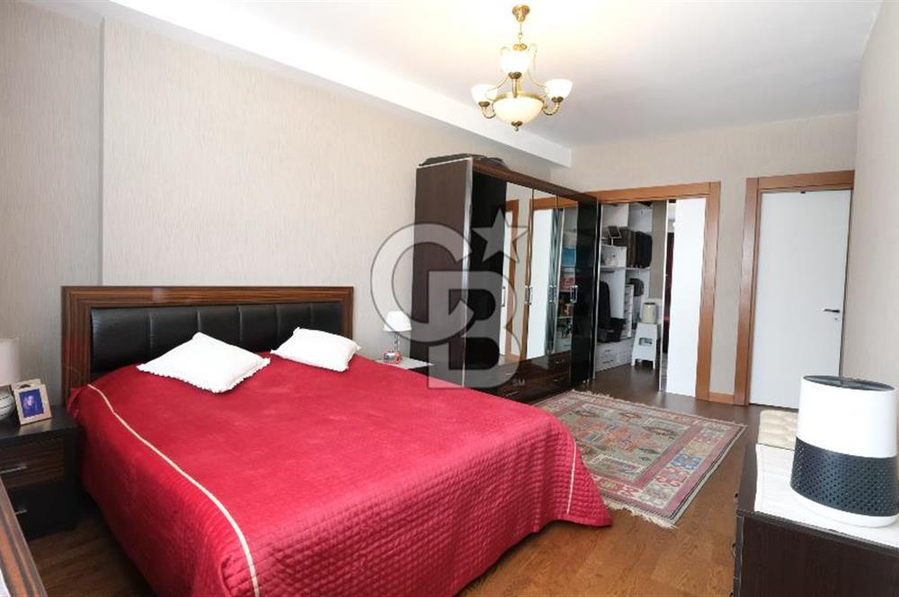 İncek Prestij Sitesinde Büyük Tip Satılık 2+1 Daire