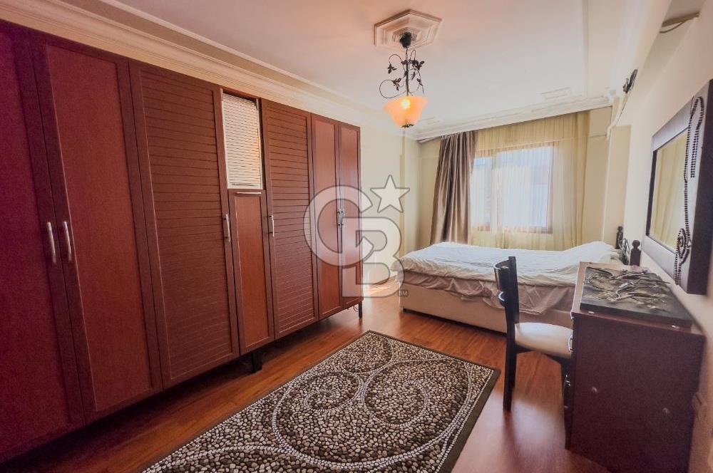 Nergiz Cadde Üstü Satılık Tadilatlı 3+1 Geniş Kilerli Daire