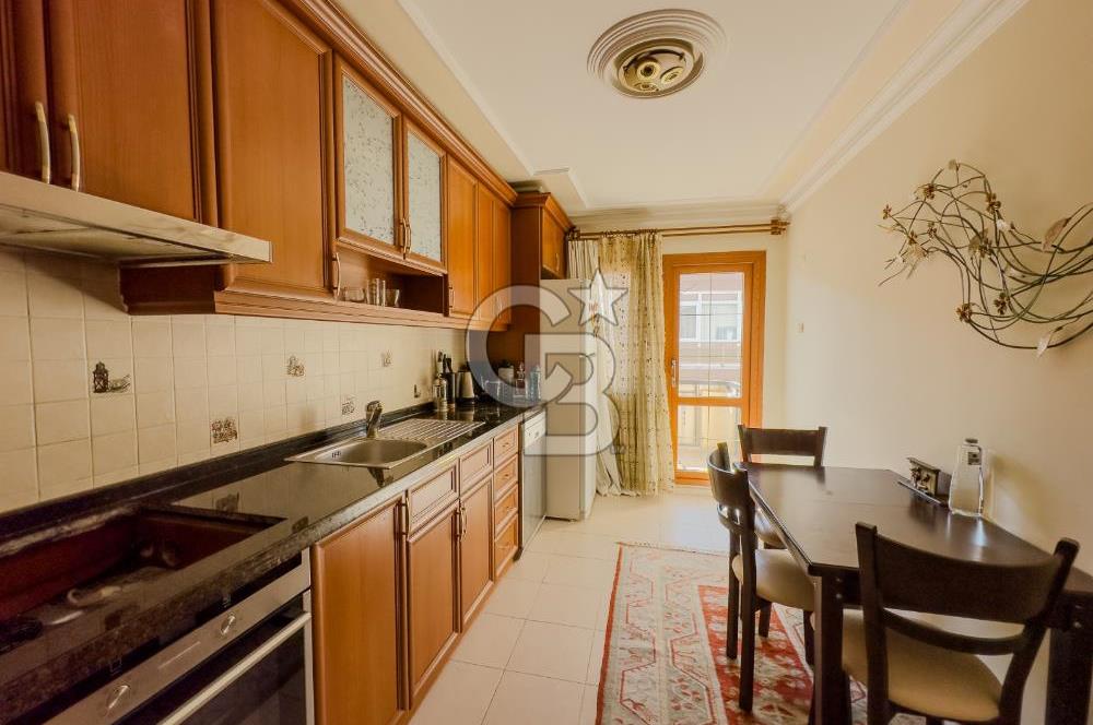 Nergiz Cadde Üstü Satılık Tadilatlı 3+1 Geniş Kilerli Daire