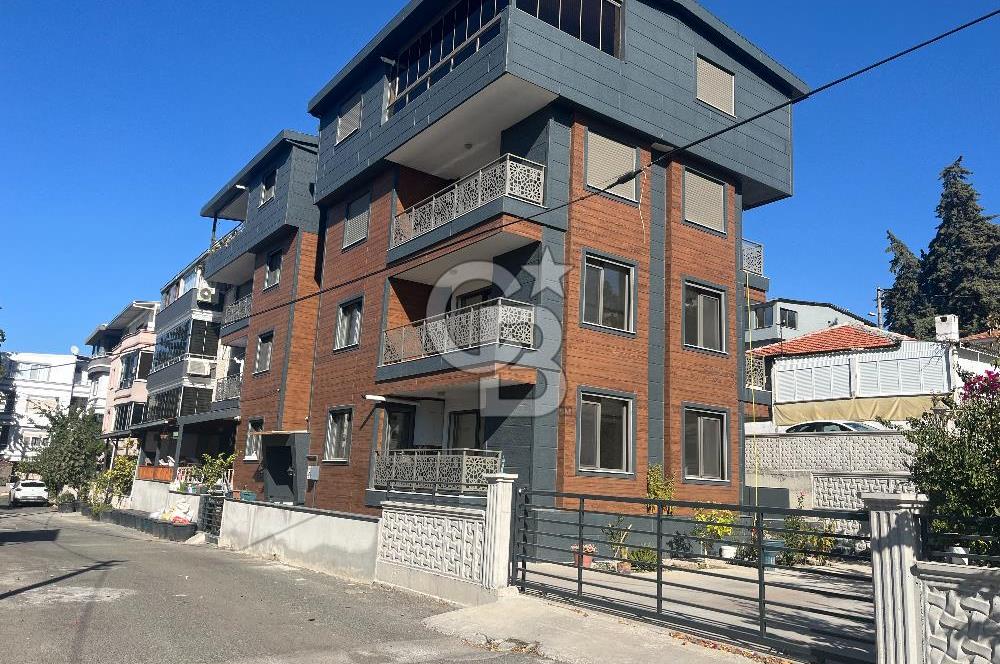 ALİAĞA YALI MAHALLESİNDE DENİZ MANZARALI SATILIK DUBLEKS DAİRE