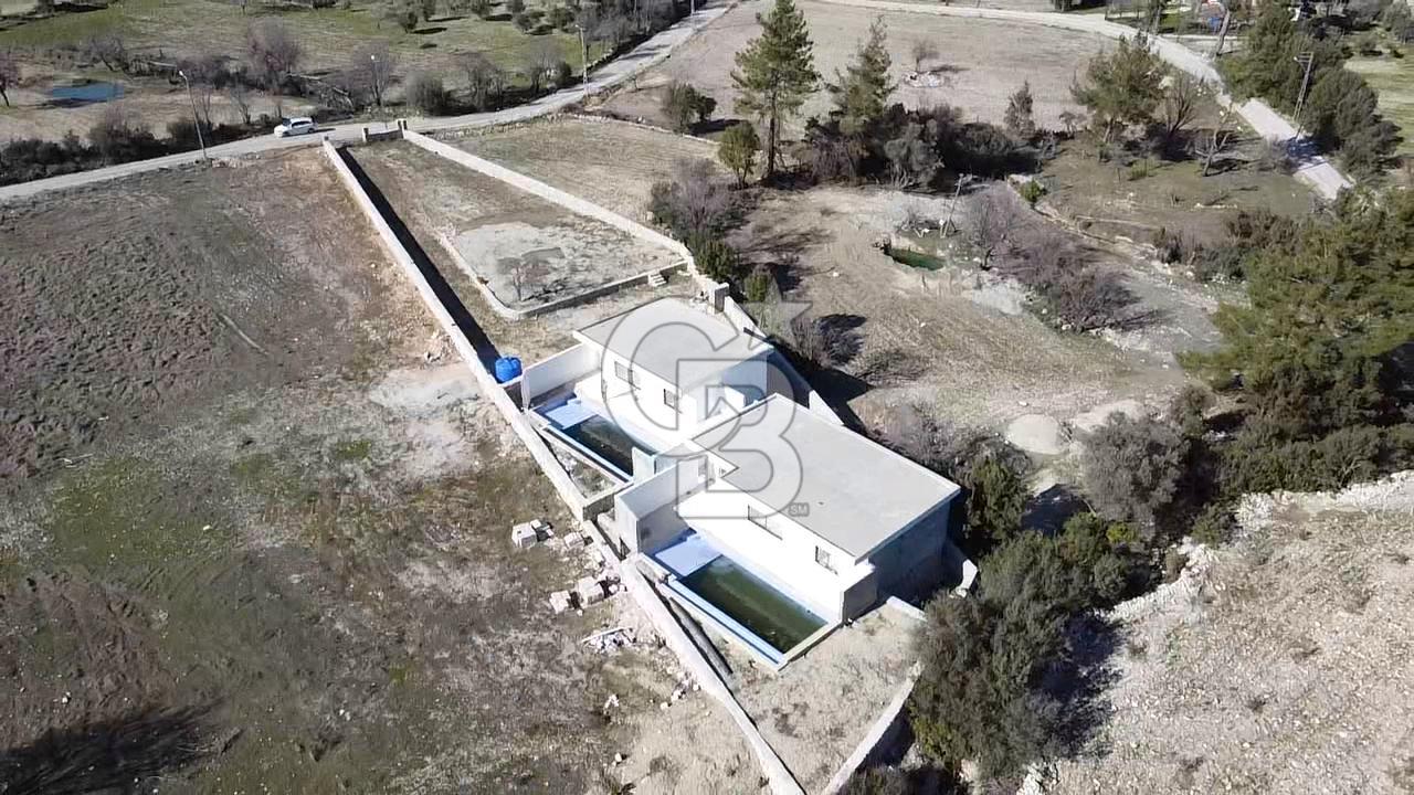 CB GİZ'DEN KAŞ SARIBELEN'DE BİR PARSELDE 1+1 ve 2+1 VİLLA