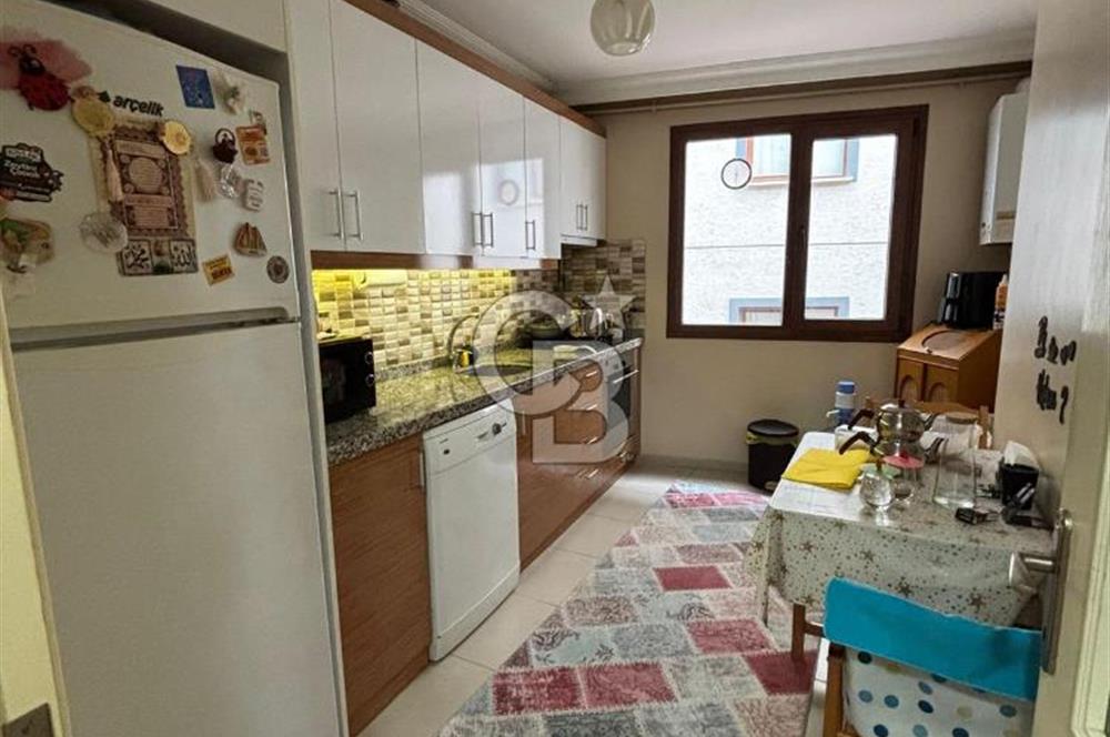Askeri Cepheye İkinci Bina Satılık 2+1 Bakımlı Daire