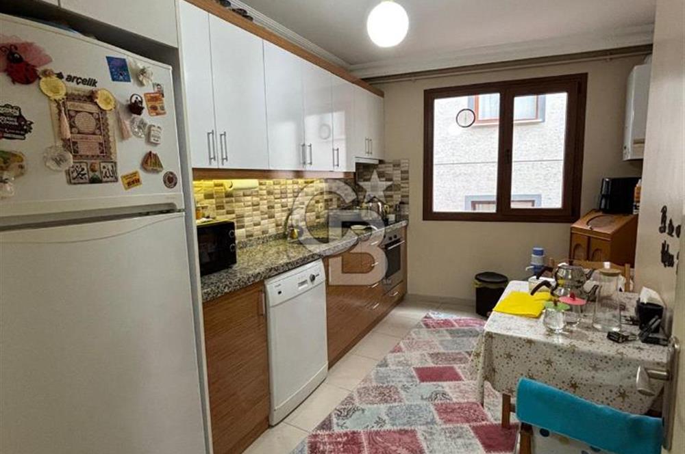 Askeri Cepheye İkinci Bina Satılık 2+1 Bakımlı Daire