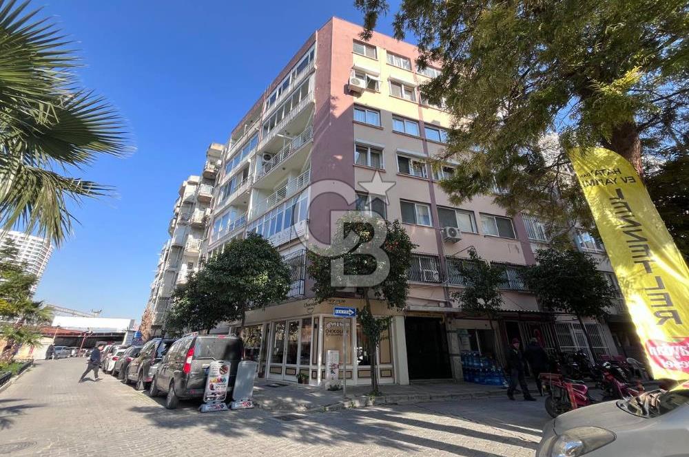 Alsancak Mimar Sinan Caddesinde 3+1 100 m2 Satılık Daire