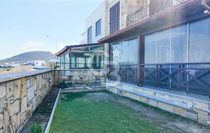 Yeni Foça Burunucu’nda 8+1 Denize Sıfır Satılık Lüks Villa