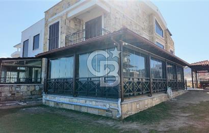 Yeni Foça Burunucu’nda 8+1 Denize Sıfır Satılık Lüks Villa
