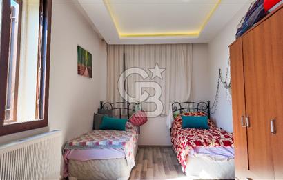 Yeni Foça Burunucu’nda 8+1 Denize Sıfır Satılık Lüks Villa