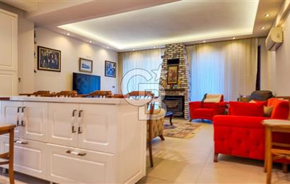 Yeni Foça Burunucu’nda 8+1 Denize Sıfır Satılık Lüks Villa