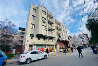 BORNOVA ALTINDAĞ BİRLİK MAHALLESİNDE GENİŞ BAKIMLI DAİRE