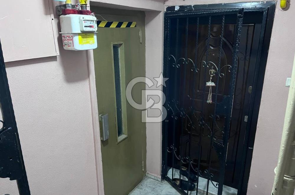Alsancak Mimar Sinan Caddesinde 3+1 100 m2 Satılık Daire