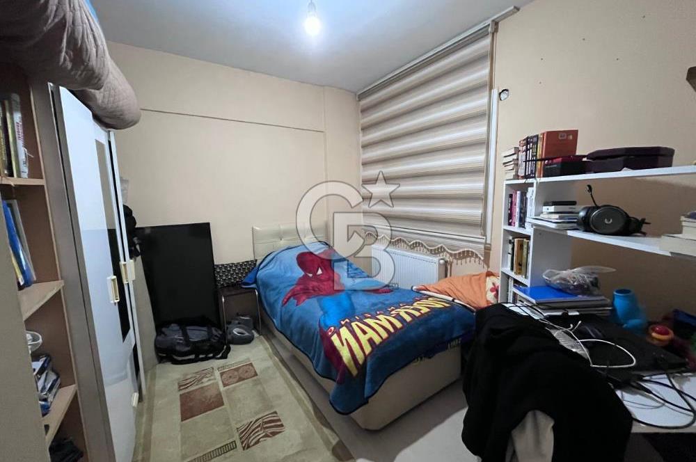 Alsancak Mimar Sinan Caddesinde 3+1 100 m2 Satılık Daire