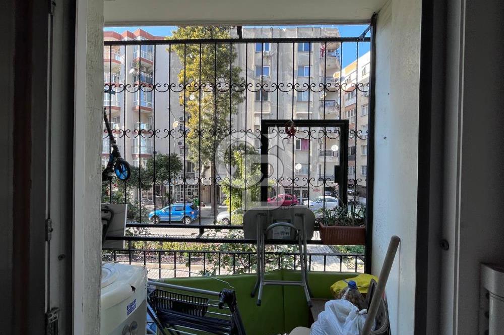 Alsancak Mimar Sinan Caddesinde 3+1 100 m2 Satılık Daire