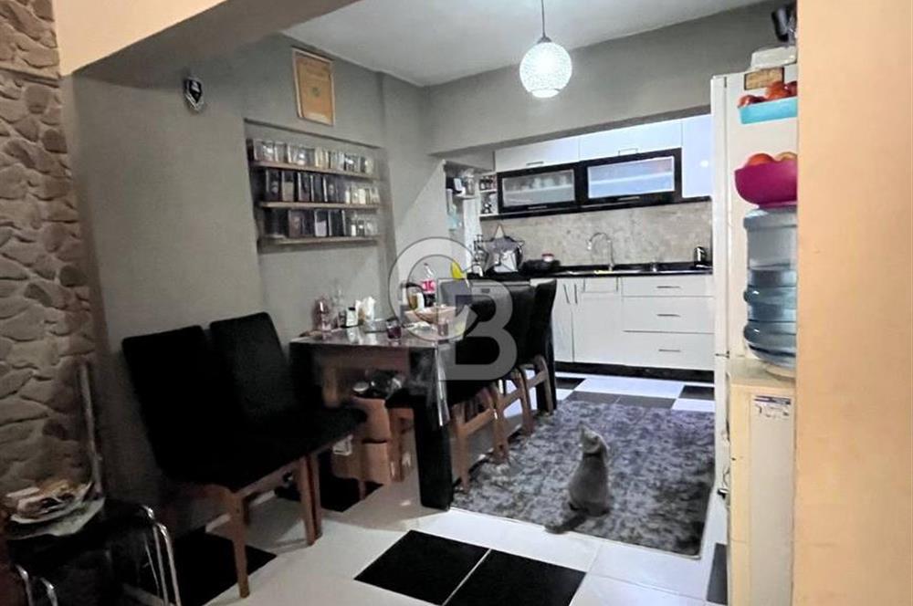 Alsancak Mimar Sinan Caddesinde 3+1 100 m2 Satılık Daire