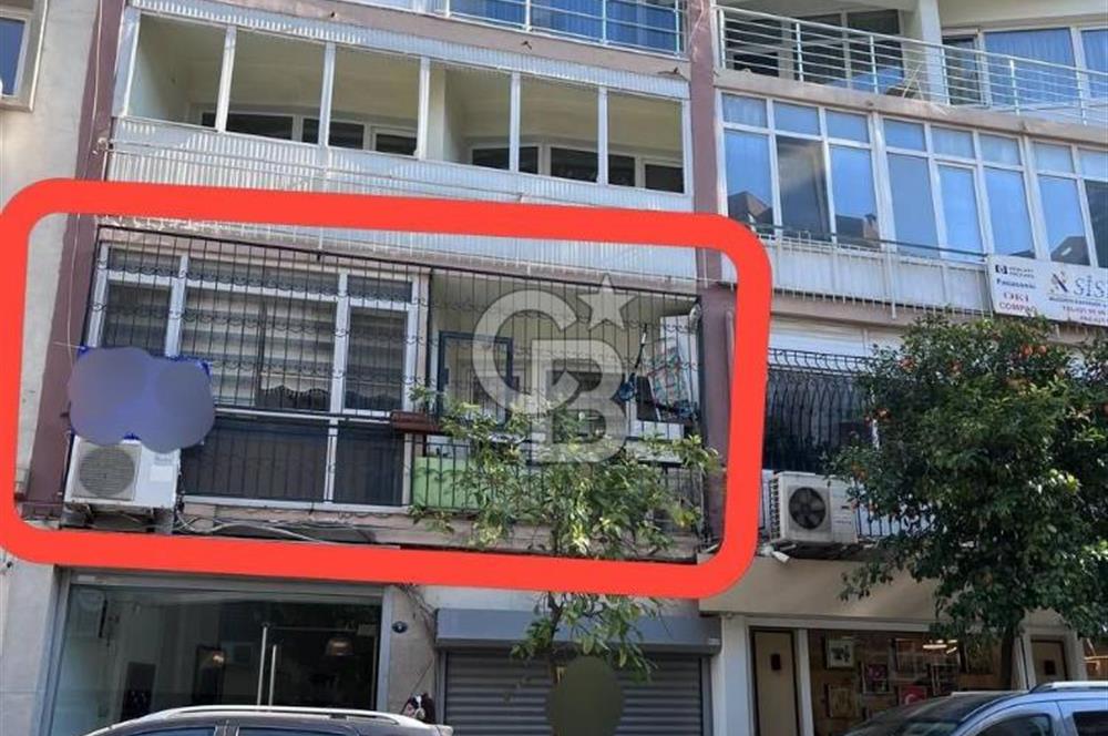 Alsancak Mimar Sinan Caddesinde 3+1 100 m2 Satılık Daire