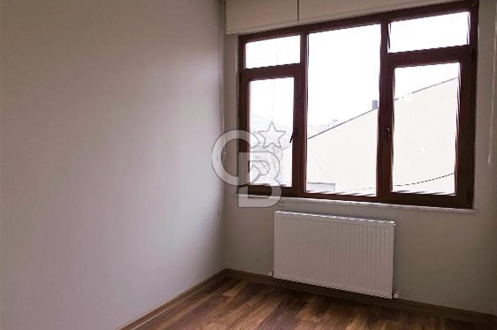 Silahşörler Caddesi 140m2,3+1 Full Tadilatlı,Asansörlü 4.kat