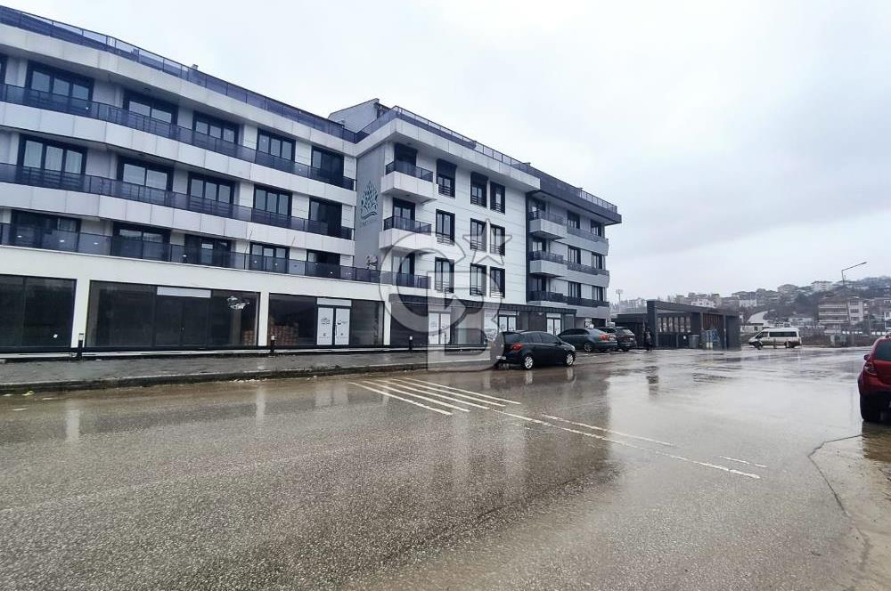 YALOVA ÇINARCIK ANA CADDEYE CEPHE KİRALIK DÜKKAN !. ( 90 m2 )