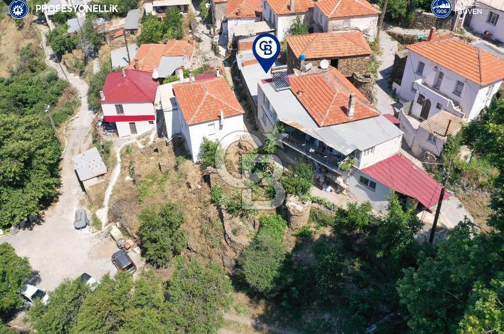 Karaburun Sarpıncık Köy Merkezinde Satılık Arsa