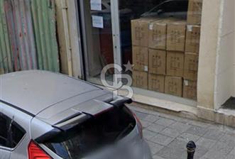 Acıbadem Caddesi' ne Komşu Satılık 3 Katlı 300 m2 Dükkan