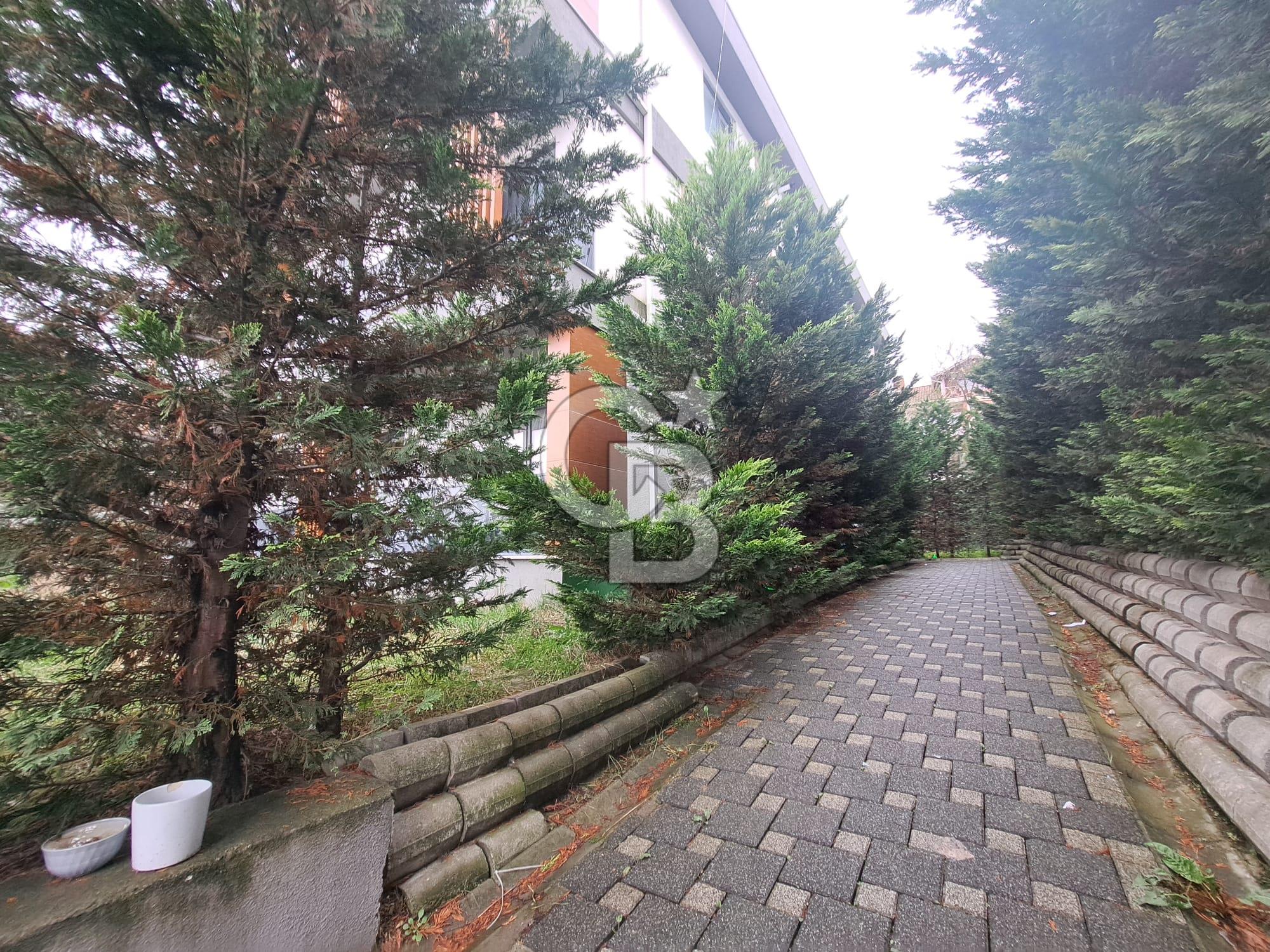 Serdivan Diş Hastanesi Arkasında Bahçe Kullanımlı Daire