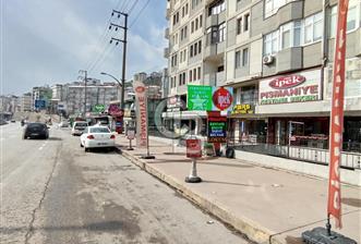 KOCAELİ İSTANBUL CADDE'Sİ ÜZERİ MÜKEMMEL LOKASYON ACİL 3+1