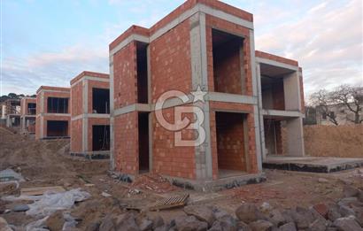 DEREKÖY'DE PROJEDEN SATILIK 180 M2 3+1 HAVUZLU MÜSTAKİL VİLLA