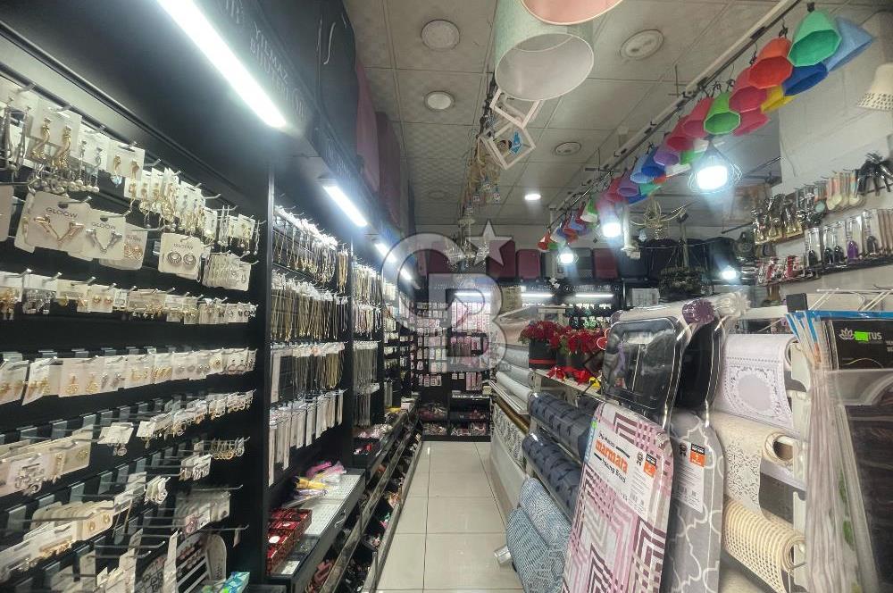  Konak Gültepe’de 430 m2 Devren Kiralık Avm 