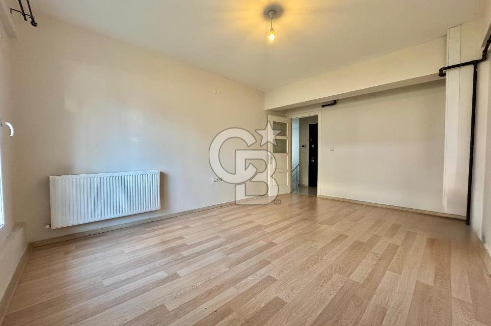 Çiğli Maltepe Mh. Doğalgazlı Bahçeli Satılık 2+1 Dubleks Daire