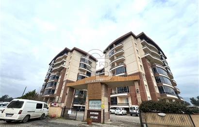 EDREMİT KADIKÖY'DE SİTE İÇİNDE,UYGUN FİYATLI GENİŞ 3+1 DAİRE