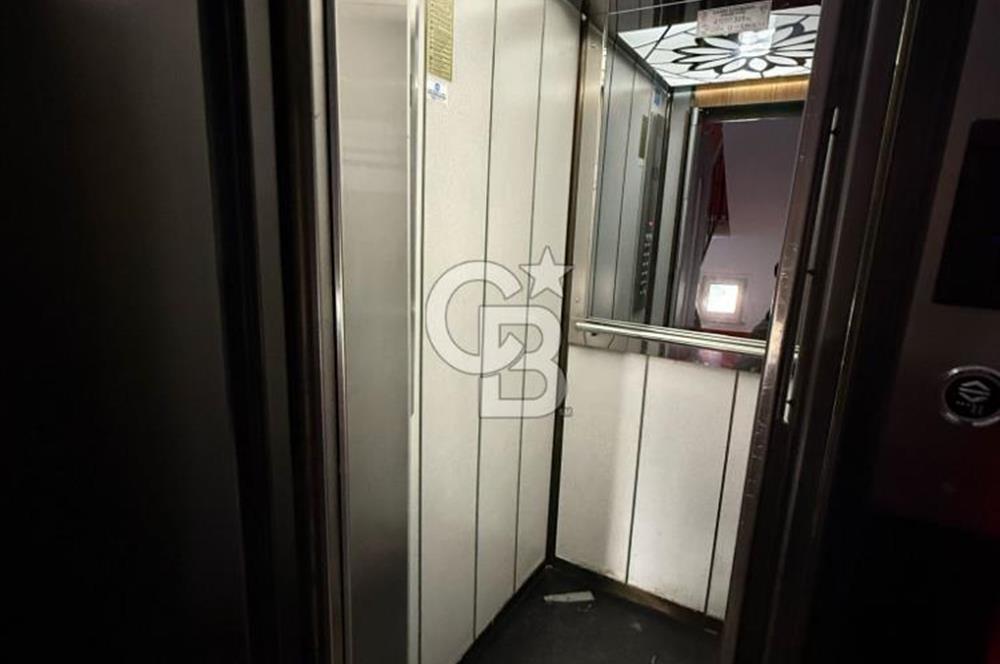 KARTAL YAKACIK YENİ MAHALLE DE GENİŞ FERAH 3+1 SATILIK DAİRE