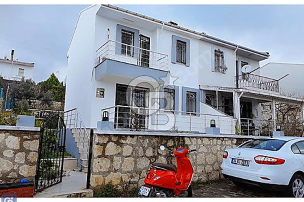 ÇEŞME ALAÇATI DA YILLIK KİRALIK 3+1 VİLLA