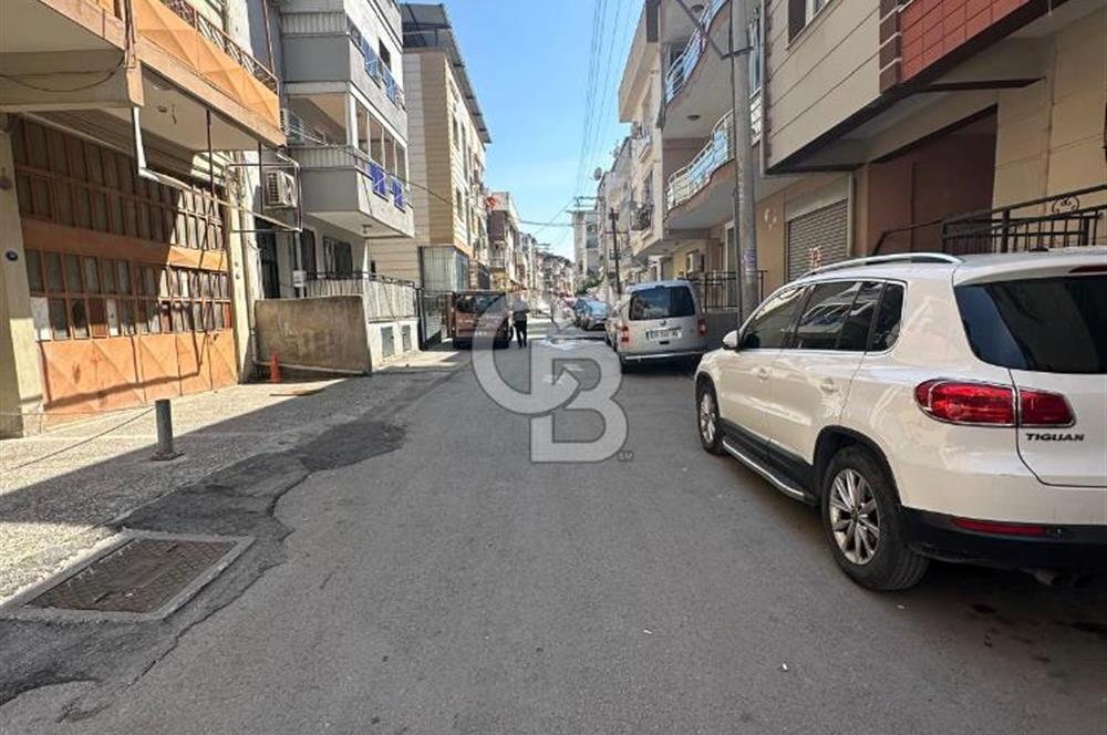 CB Yalı'dan Karabağlar Yunus Emre Mah.'de Satılık 2+1 Daire