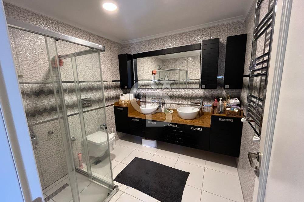 TEKNİK LİSE CADDESİ ÜZERİNDE BAHÇELİEVLERDE SATILIK 3+1 DAİRE