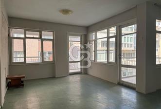 CB Yalı'dan Göztepe'de Kiralık 3+1 Daire