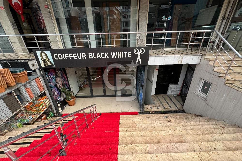 Kartal Üsküdar caddesi satılık dükkan