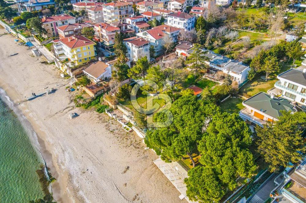 GÜZELCEDE DENİZE SIFIR VİLLA İMARLI KOTLU MUHTEŞEM ARSA