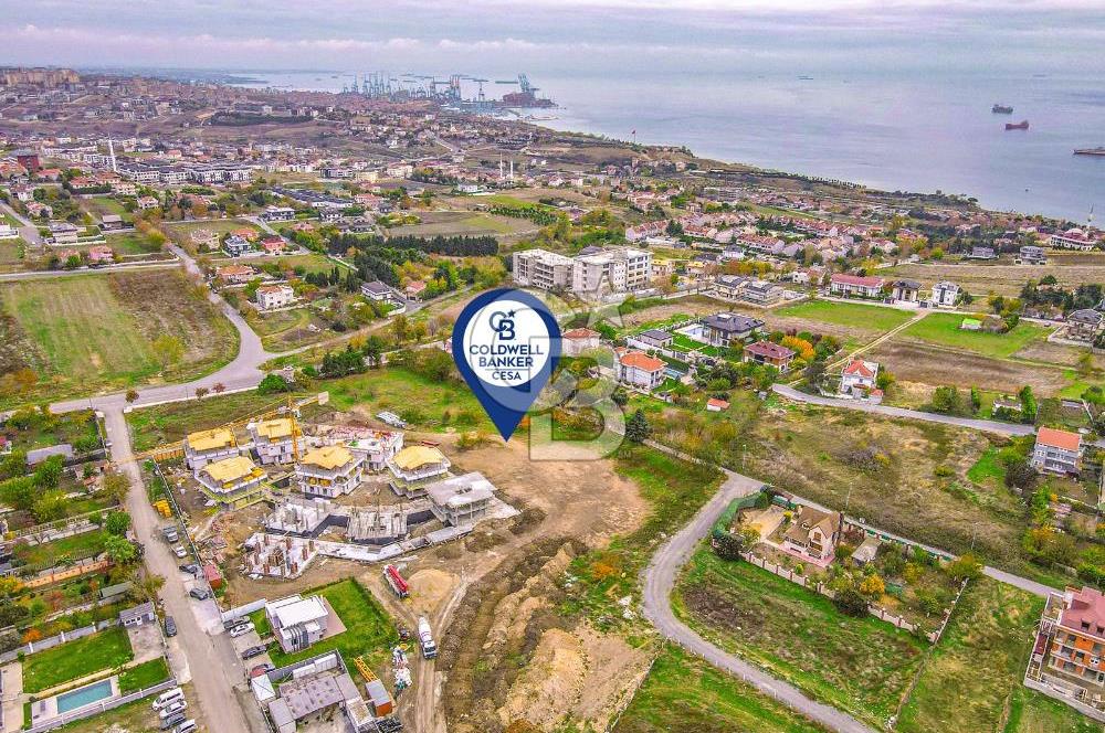 ANA CADDE CEPHE KÖŞE PARSEL VİLLA İMARLI 8.125 M2 NET ARSA