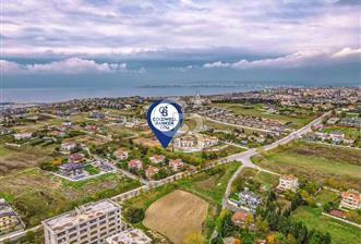 ANA CADDE CEPHE KÖŞE PARSEL VİLLA İMARLI 8.125 M2 NET ARSA